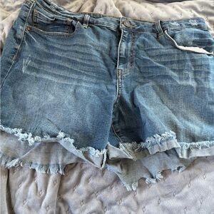 Refuge frayed hem blue jean shorts, size 14